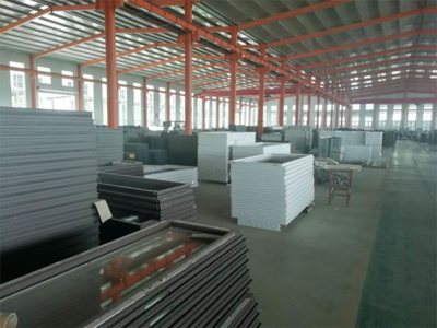 區安置房建設指揮部組織施工單位與章丘建材企業對接，助力建筑材料高效供應